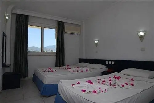 Club Happy Days Hotel