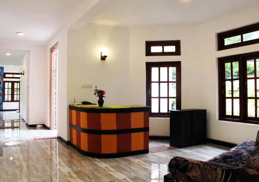 Lizzie Villa Guest House