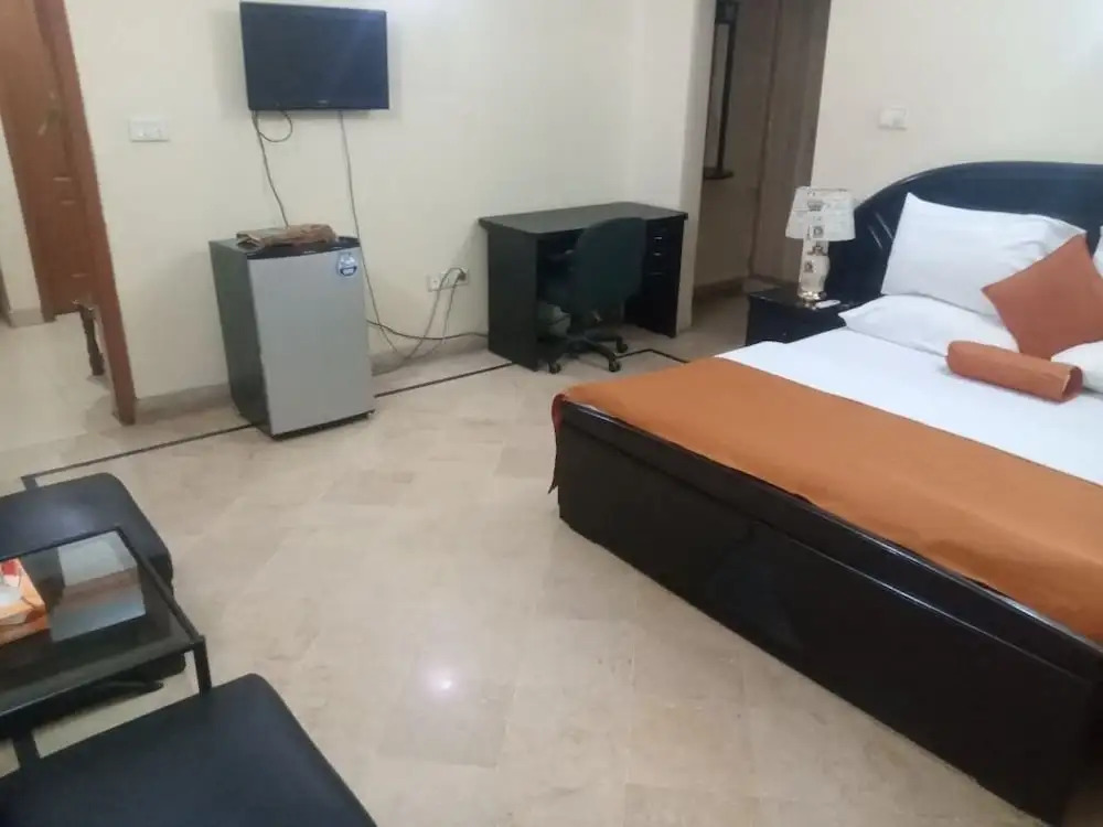 Luxury Inn