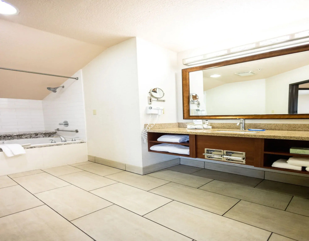 Holiday Inn Express Berkeley by IHG