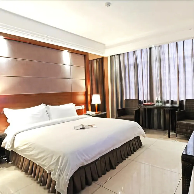 Overseas Chinese Hotel Haikou