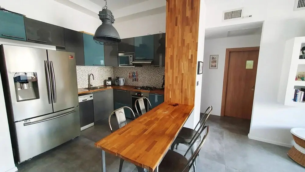 Design Apt Parking Included 2BDR  Y6