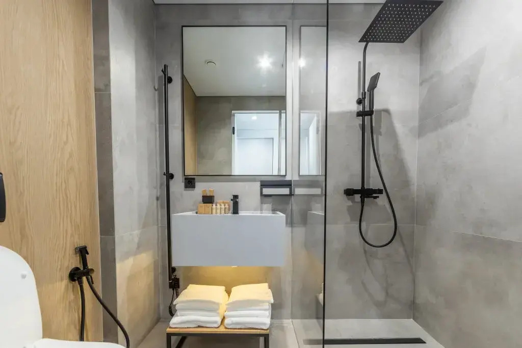 Aliona Guest House