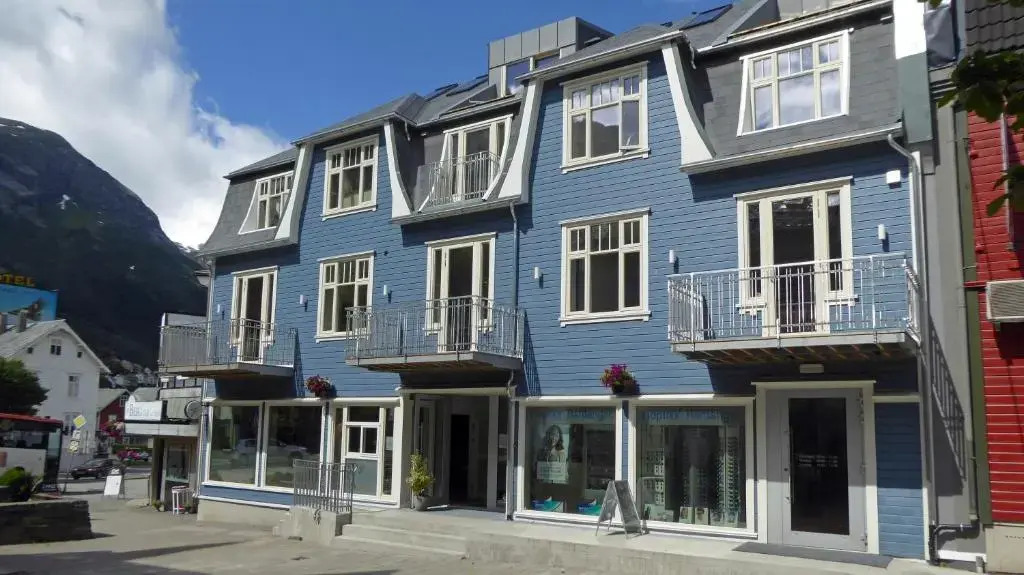Blue House Odda