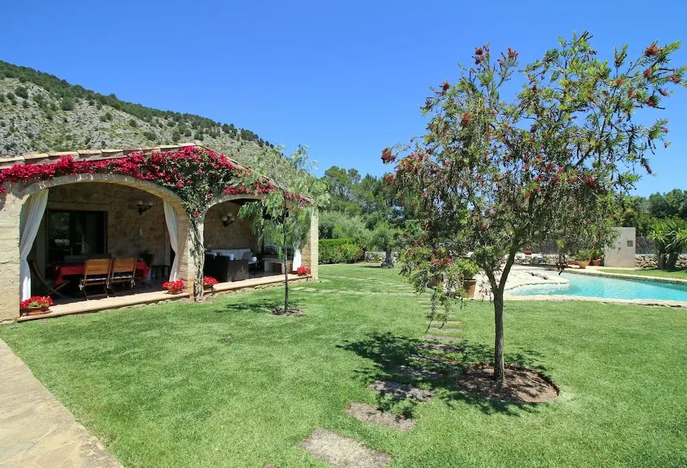 Villa Can Brullet by SunVillas Mallorca