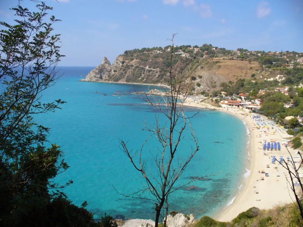 Cozy Holiday Home in Ricadi near Sea