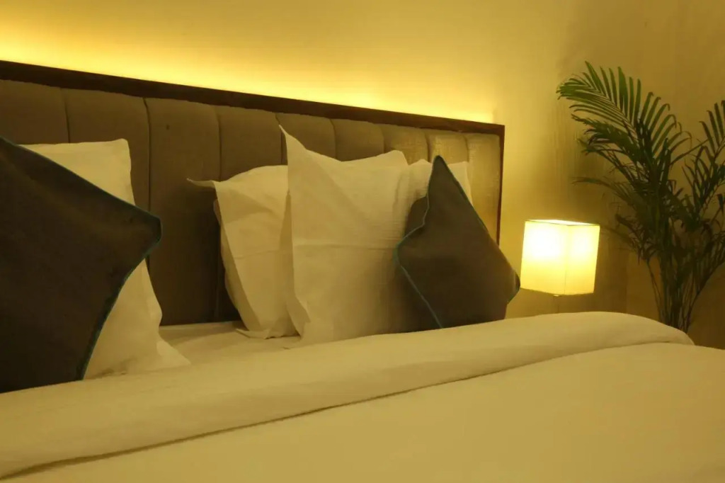 PARK IRIS HOTELS, Bharathi Nagar