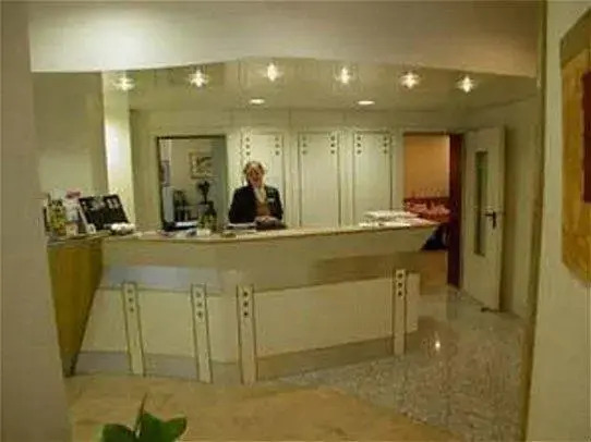 Hotel Carlton