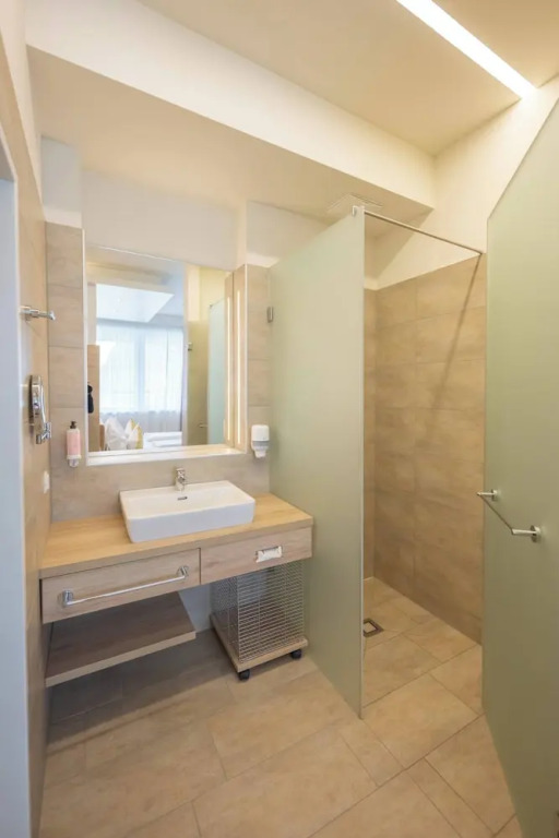Stylische Wohnung im Grazer Süden für 2 Personen, 24-7 Self Check-in