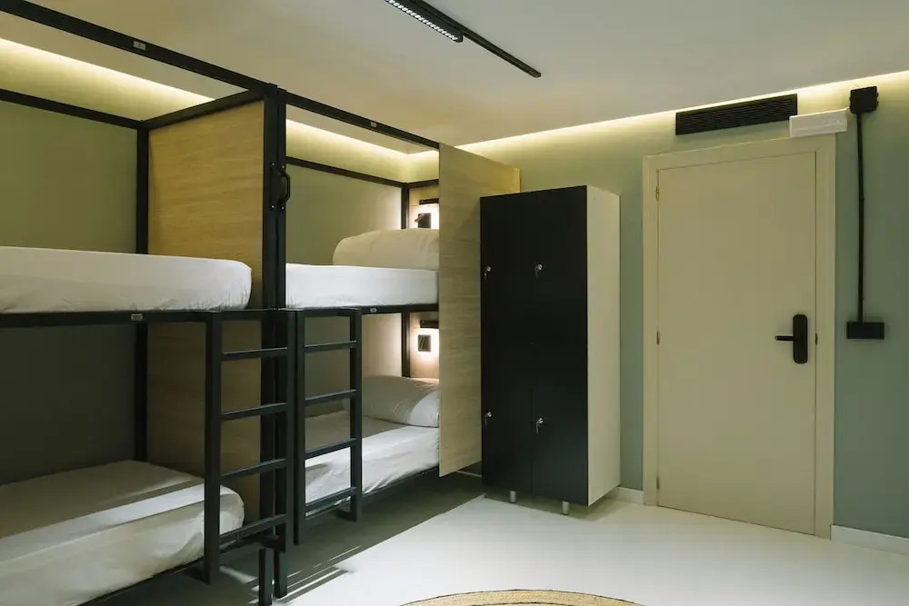 U-nit Hostel Central Park