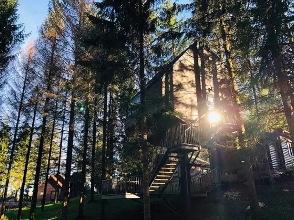 Tree House Close to the National Park Plitvice Lakes