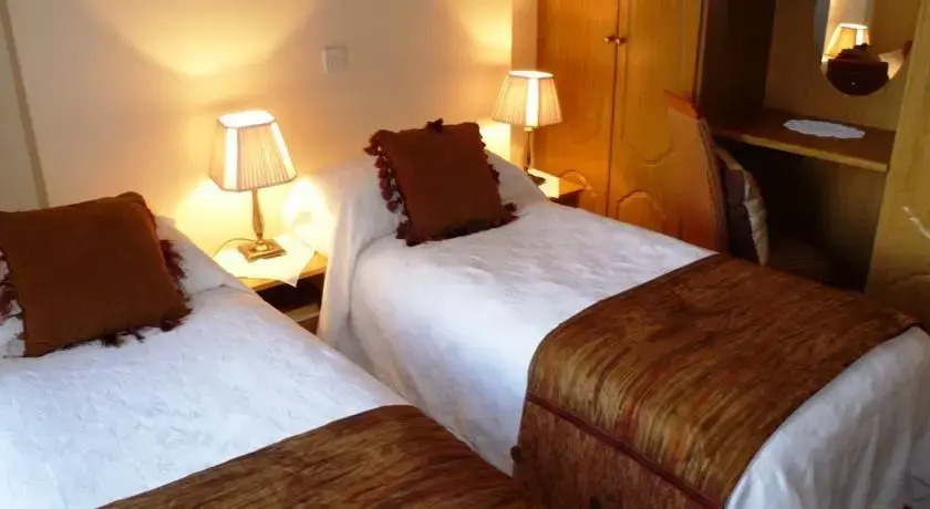 Aban Apartments