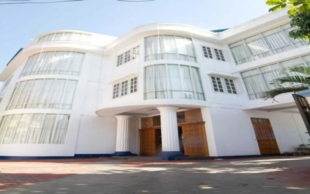 Majesty Hotel