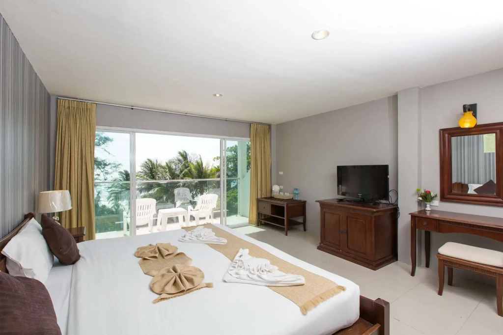 Time Out Hotel Beach Front