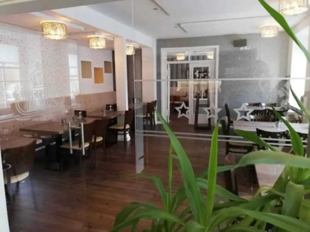 CAESARO Hotel & Pizzeria - 20 Jahre Familienunternehmen