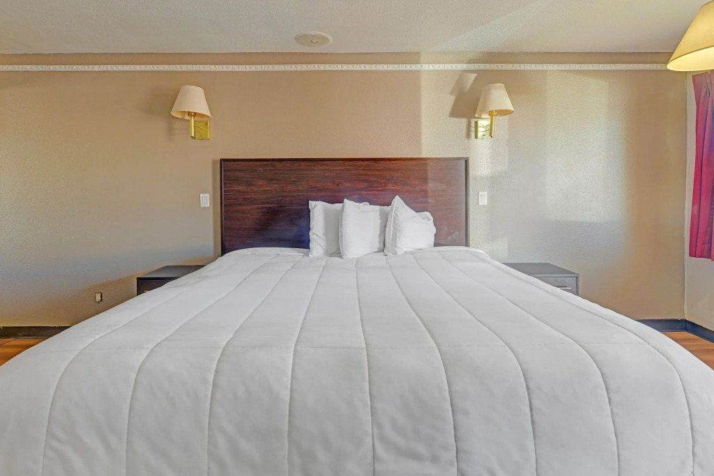 Travelers inn by OYO Wichita Falls