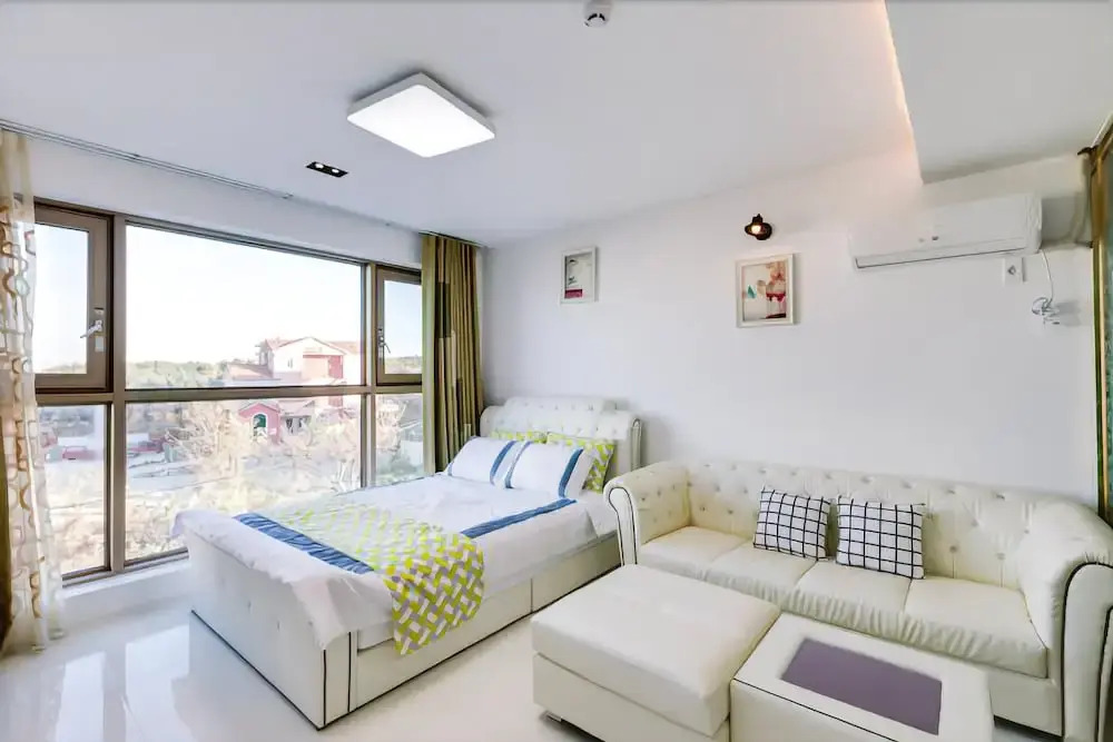 Gangneung Gyeongpo C&View Pension (Spa, Netflix Available)