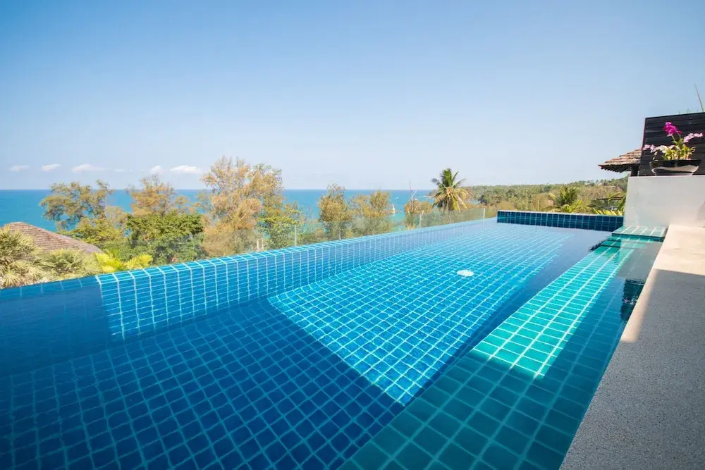Beautiful 3-Bedroom Villa at Surin Beach