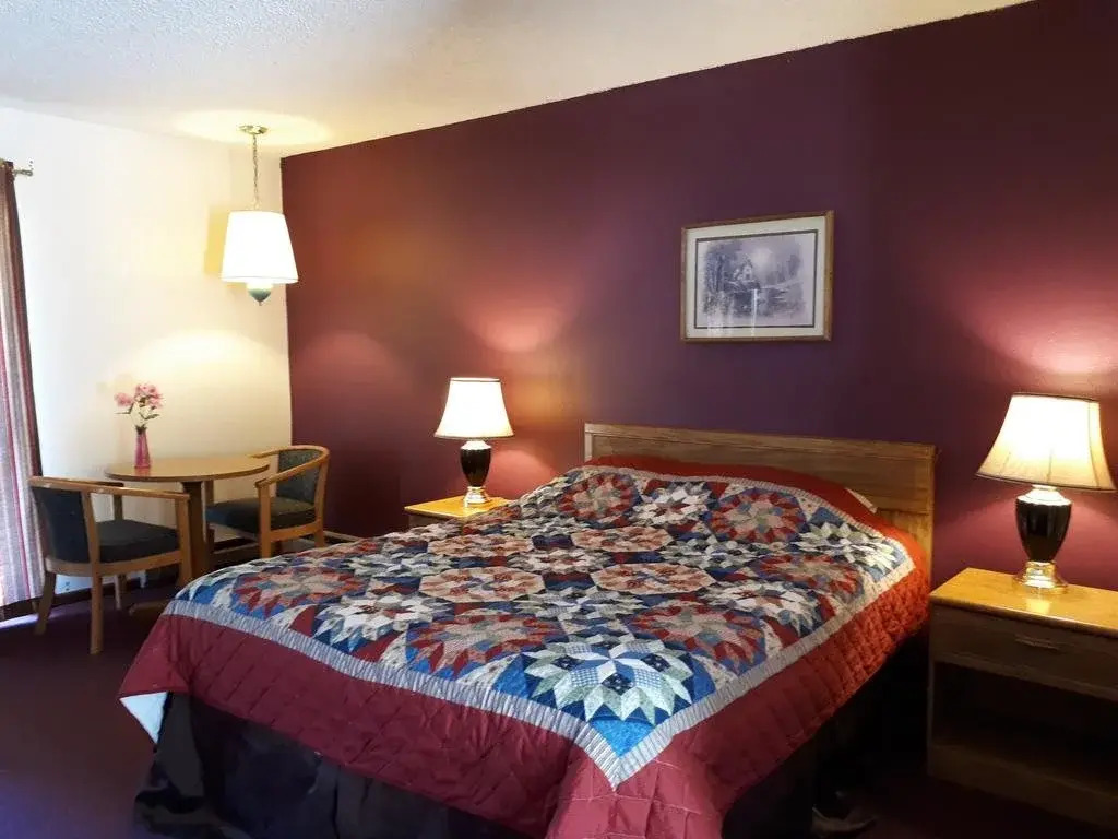 Colwell Motor Inn