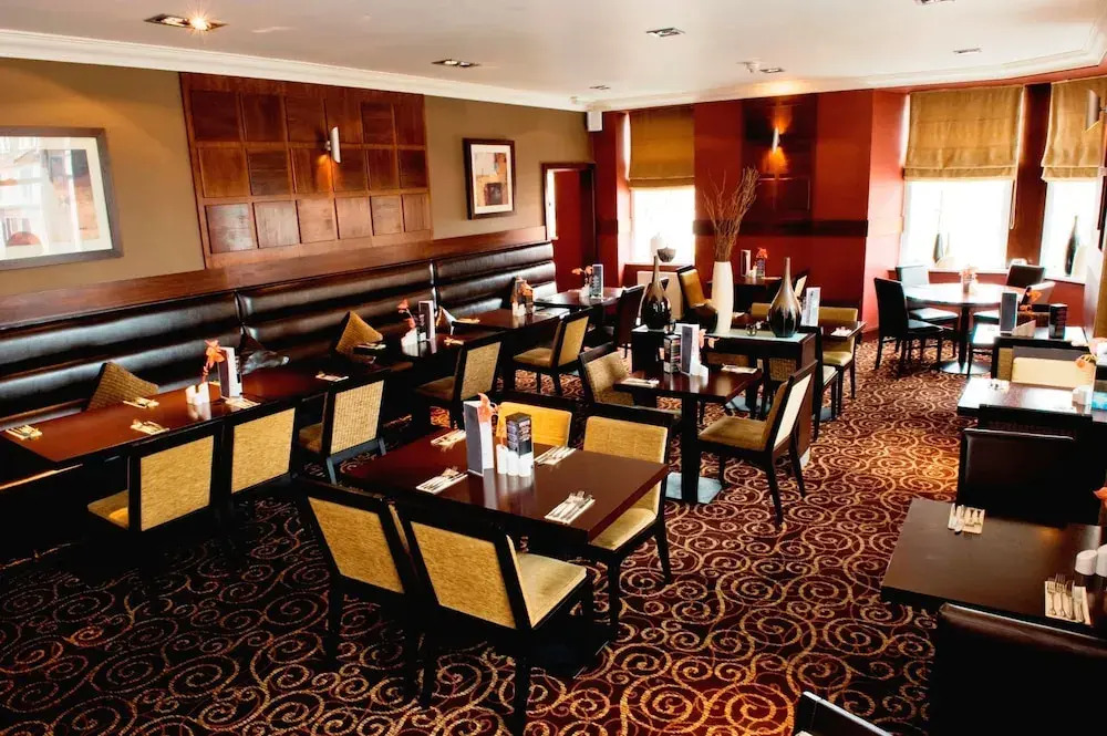 Royal Hotel
