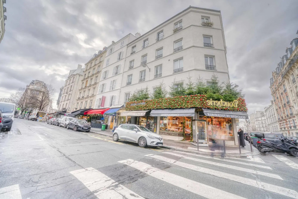 5494B  - Appartement familial - Batignolles