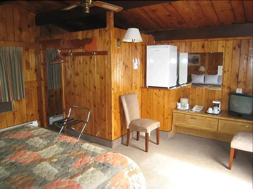 The Cove Cabins