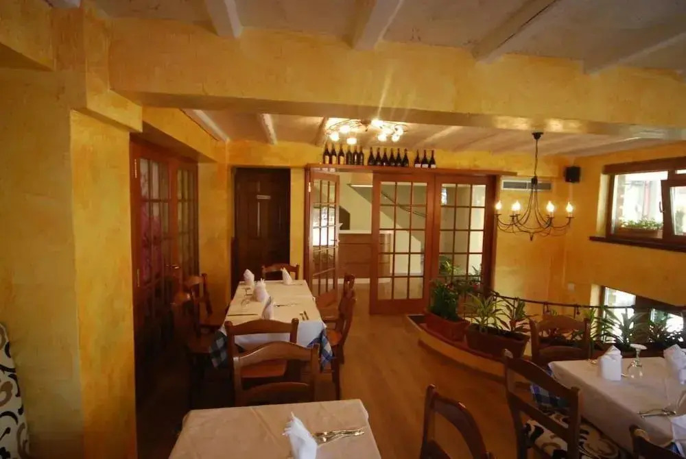 Hotel Town House
