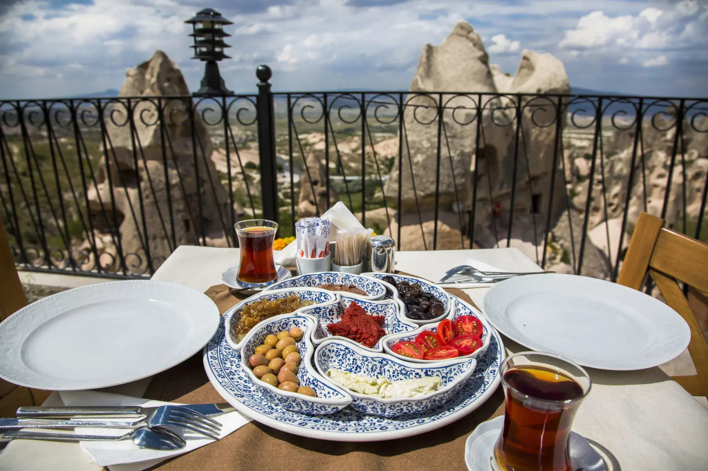 Caldera Cave Hotel