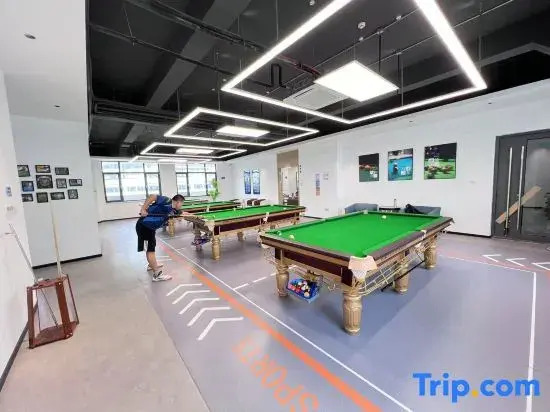 Jingxi Daojia Hotel (Rongcheng Downtown Cherry Lake Sports Park)