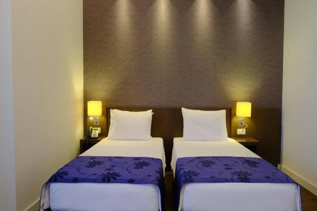 FEZ INN Hotel