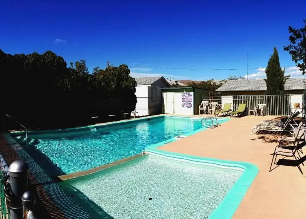 El Portal Motel