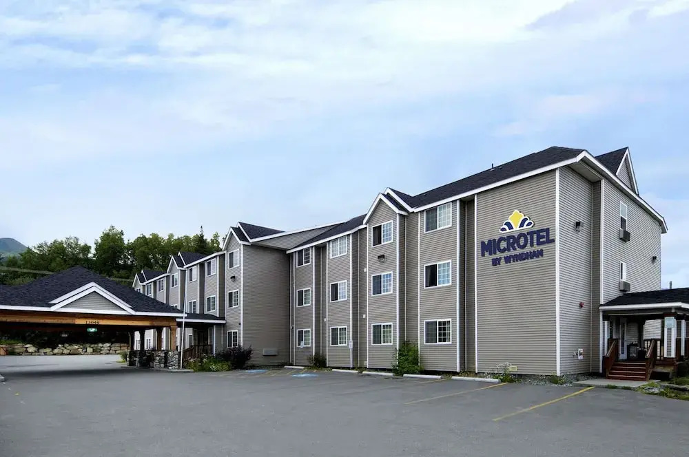 Microtel Inn & Suites Anchorage Area Eagle River
