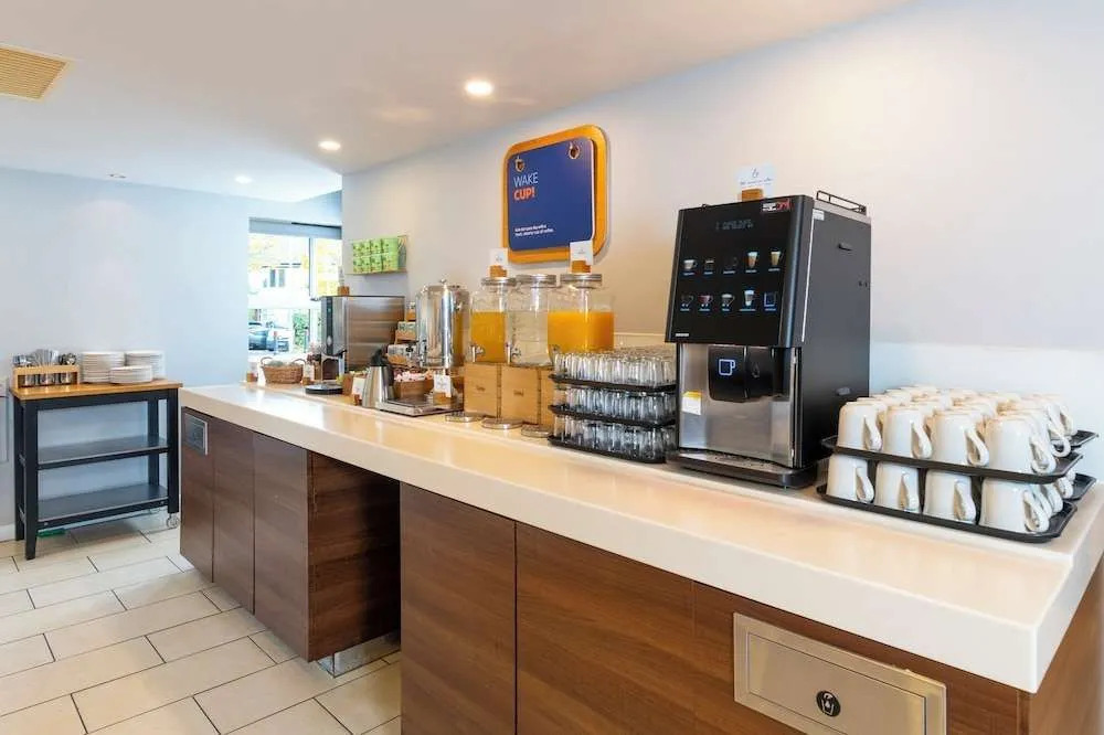 Holiday Inn Express Birmingham Oldbury M5 Jct 2