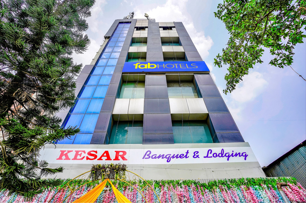 Fabhotel Kesar Inn