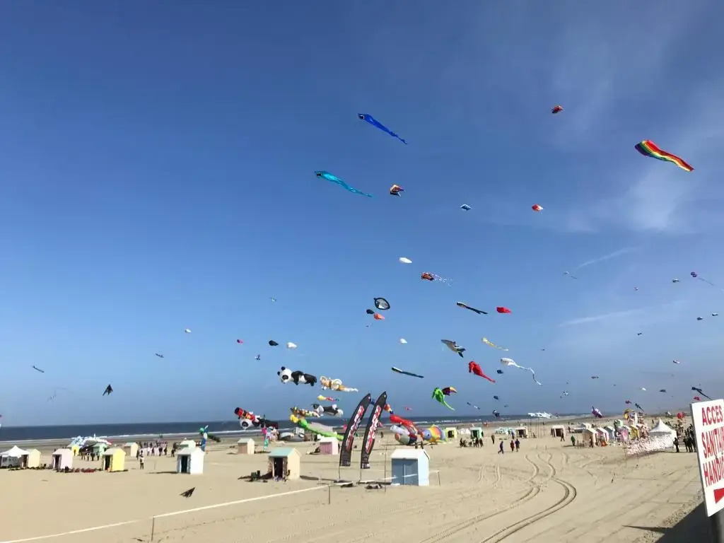 LE CÉRÈS 3 - Balcon Vue Latérale Mer, 30M Plage, Lumineux&Proche Centre