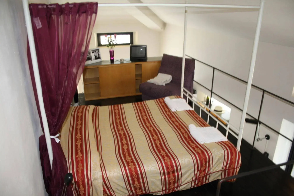 Romeo and Juliet Apartaments