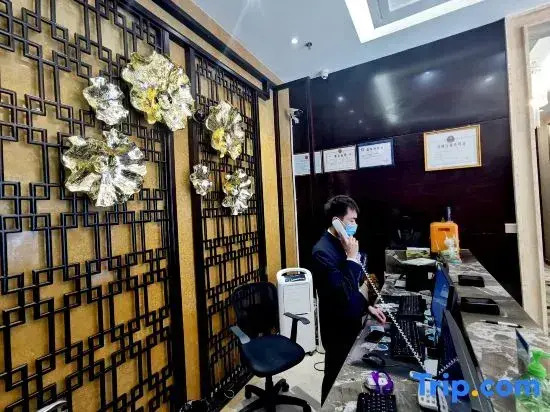 Falcon Bast Dreamlan  Hotel