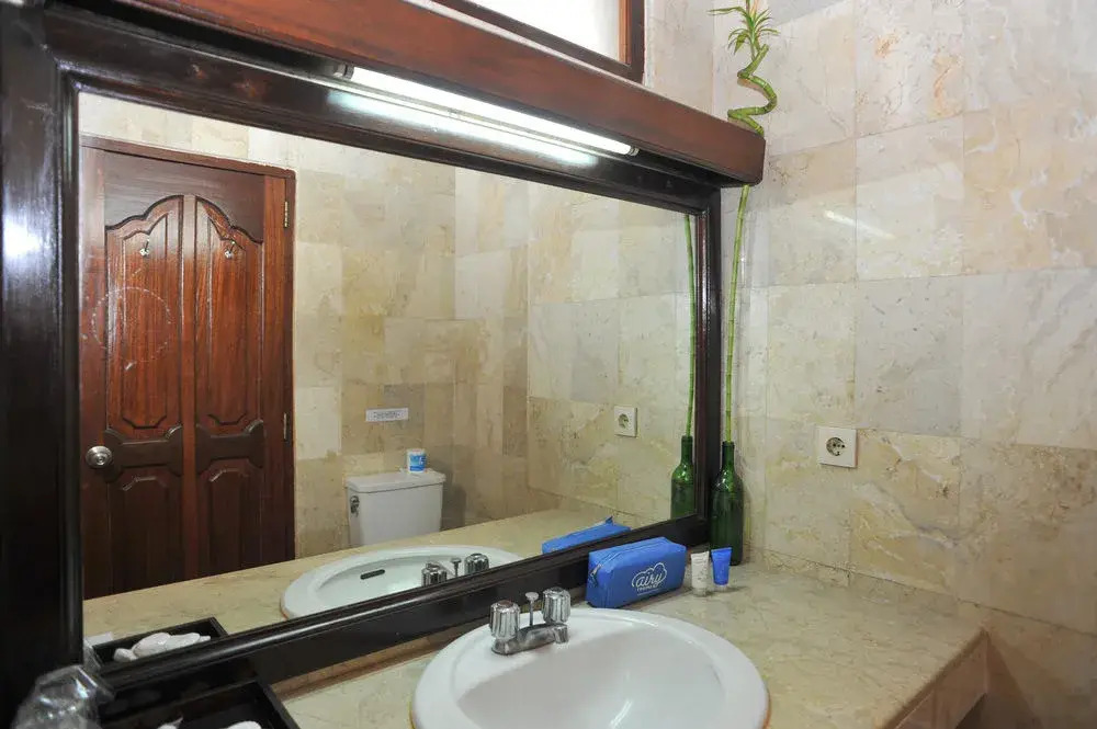 Airy Legian Double Six Arjuna 75b Kuta Bali