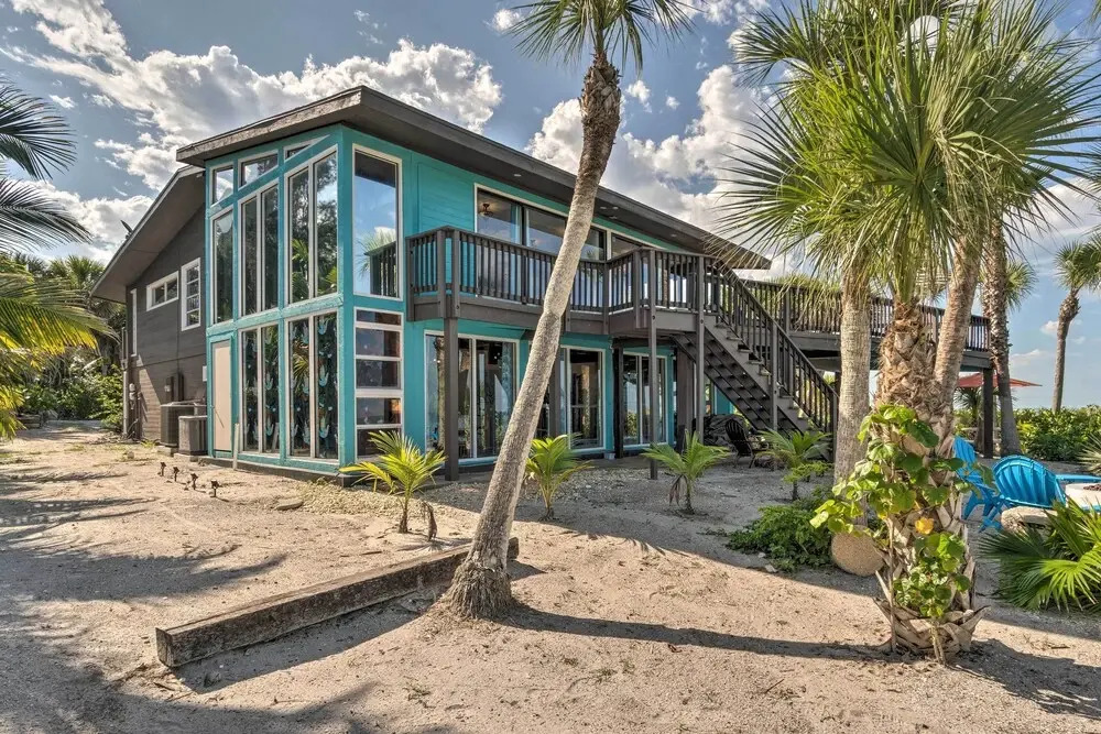 Beachfront Home on Gulf of Mexico w/ Indoor Pool