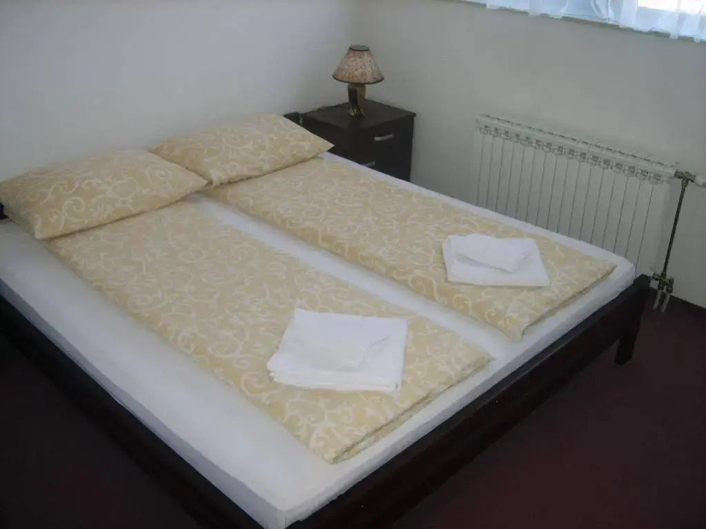 Motel Boss