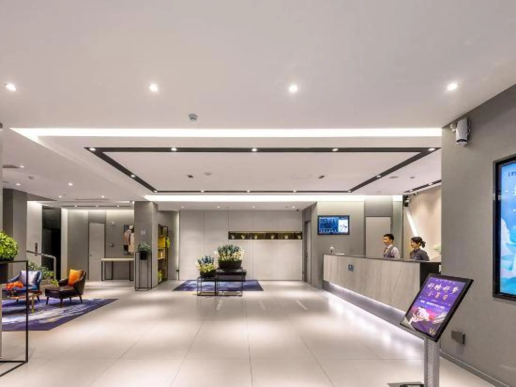 Homeinn Selected Hotel (Guangzhou Tianhe Longdong Botanical Garden Subway Station)