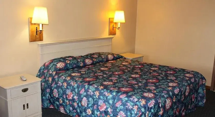 Hometown Inn Fort Wayne