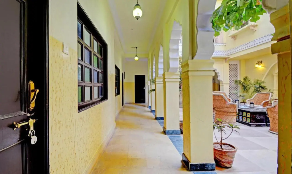 Hotel Utsav Niwas