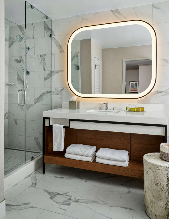 DoubleTree by Hilton Hotel Dallas - Love Field