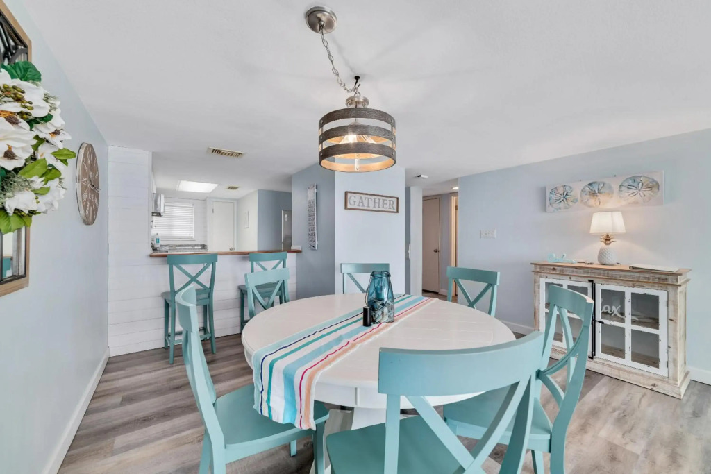Edgewater West 73 2 Bedrooms 2 Bathrooms Condo