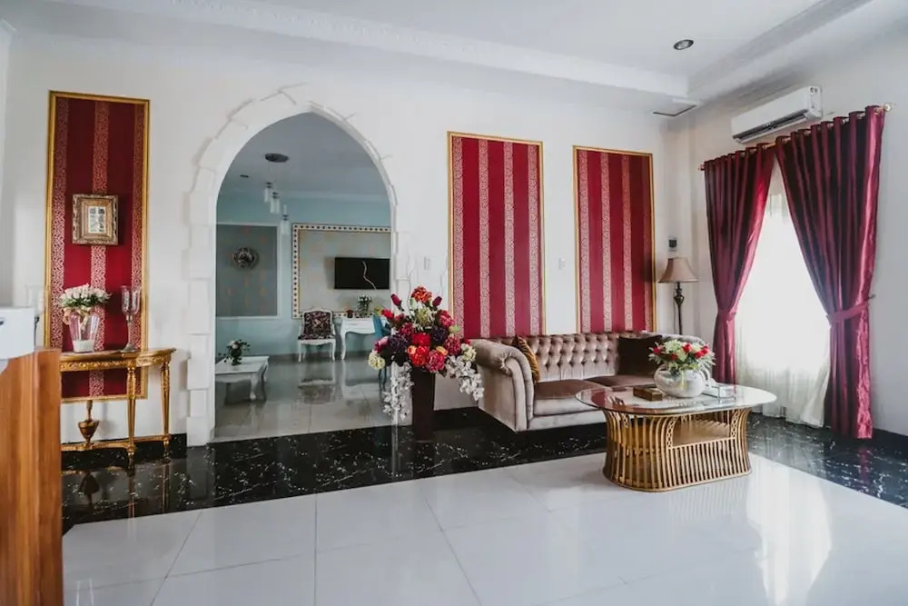 RedDoorz Syariah Plus @ Jalan Brigjend Katamso Medan
