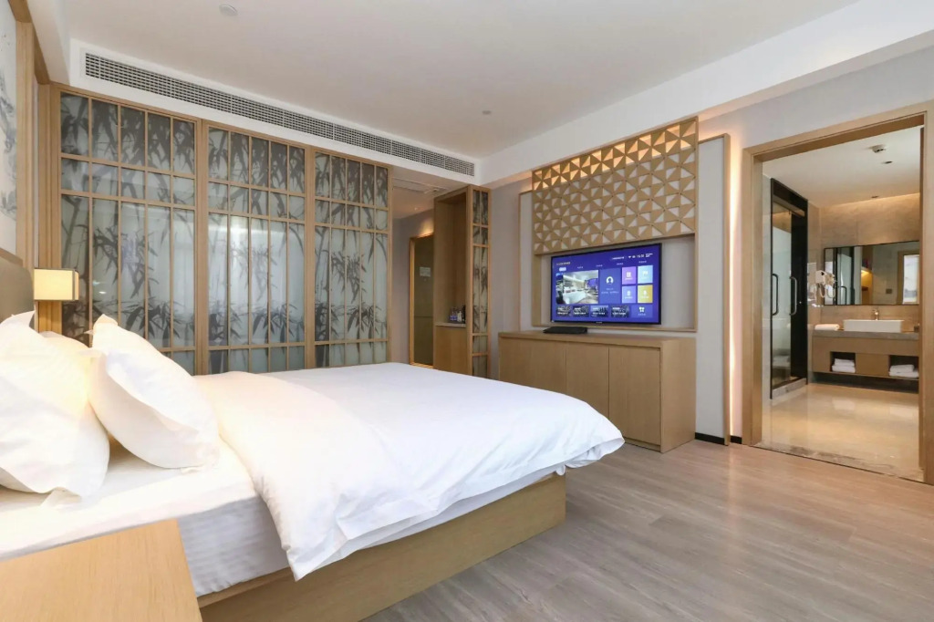 Youchi Hotel (Nanning Huqiu Subway Station)