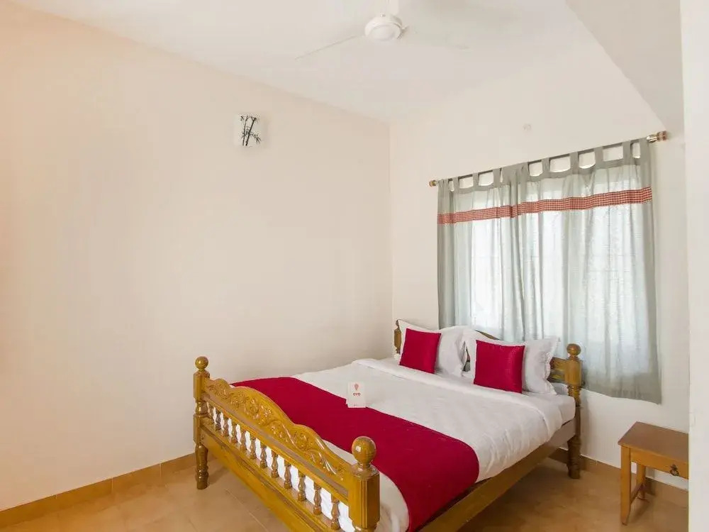 OYO 12433 Home Sea View 2BHK Near Rock Beach