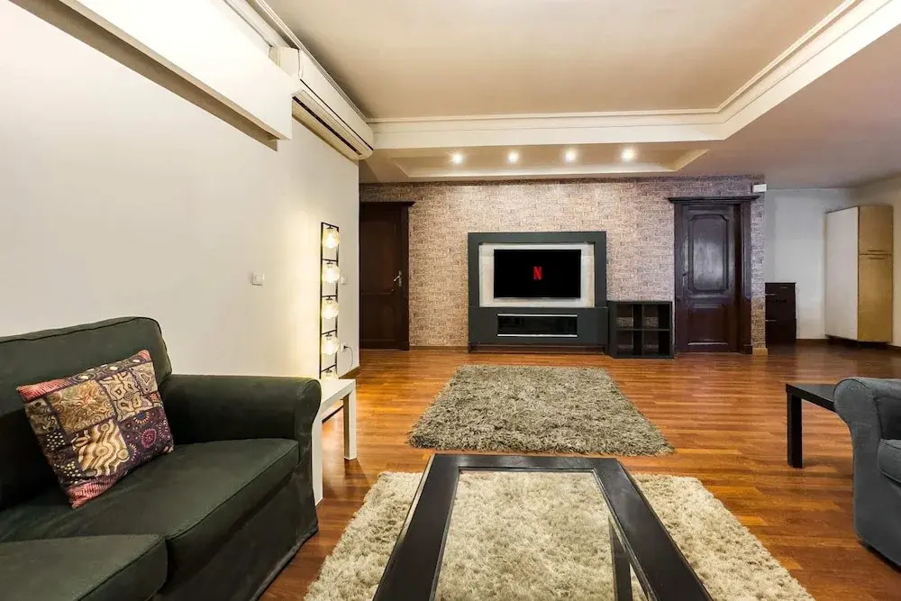 Xuru Stays I The Luxe Loft 2bdr Apt. @ Maadi