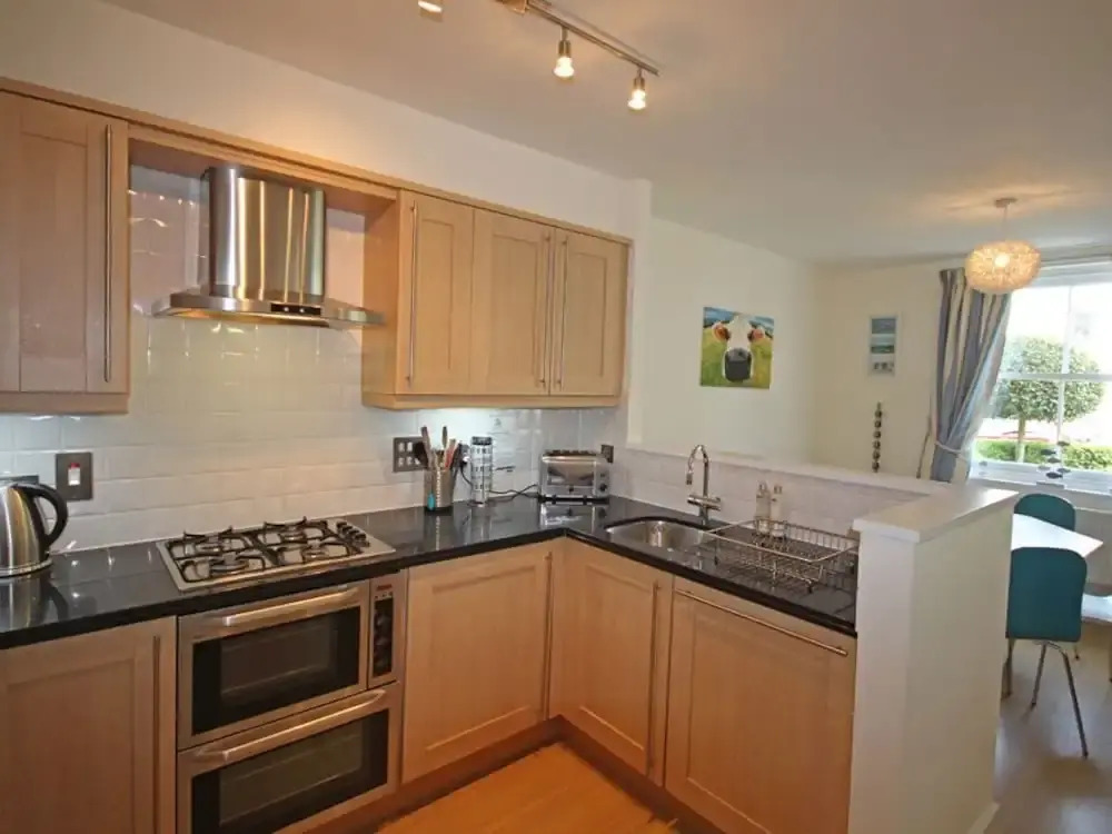 5 Combehaven